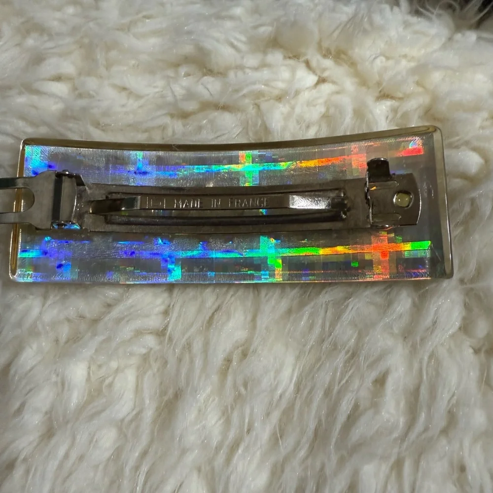 Chanel Iridescent Hair Clip - Picture 4 of 13